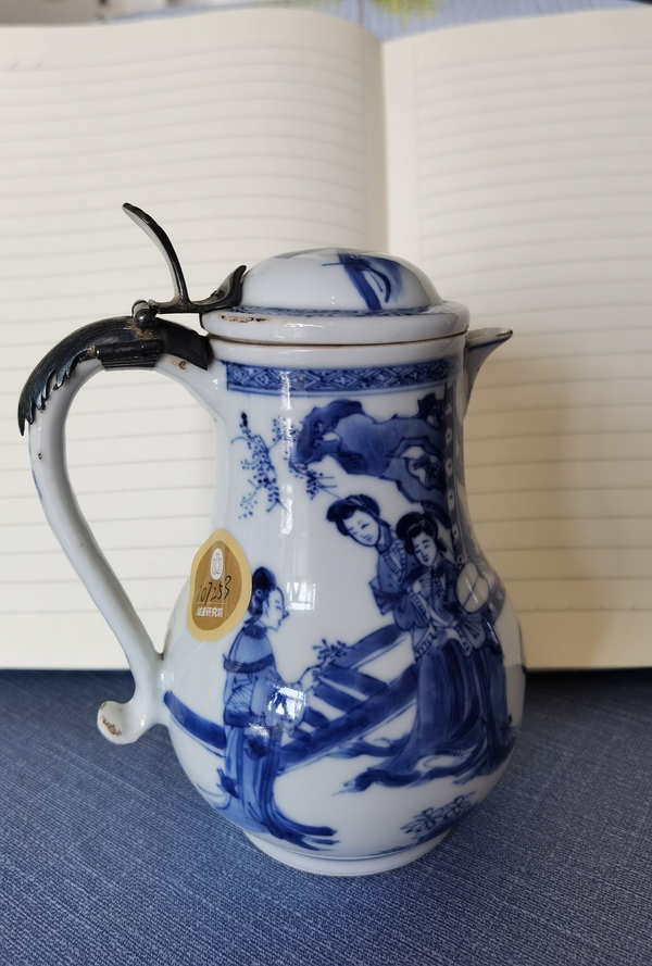 古玩陶瓷青花人物故事紋奶壺拍賣,當前價格19800元