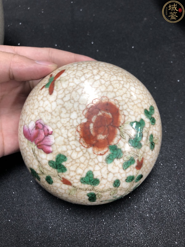 古玩陶瓷精品粉彩牡丹錦雞蓋罐拍賣,當前價格6000元