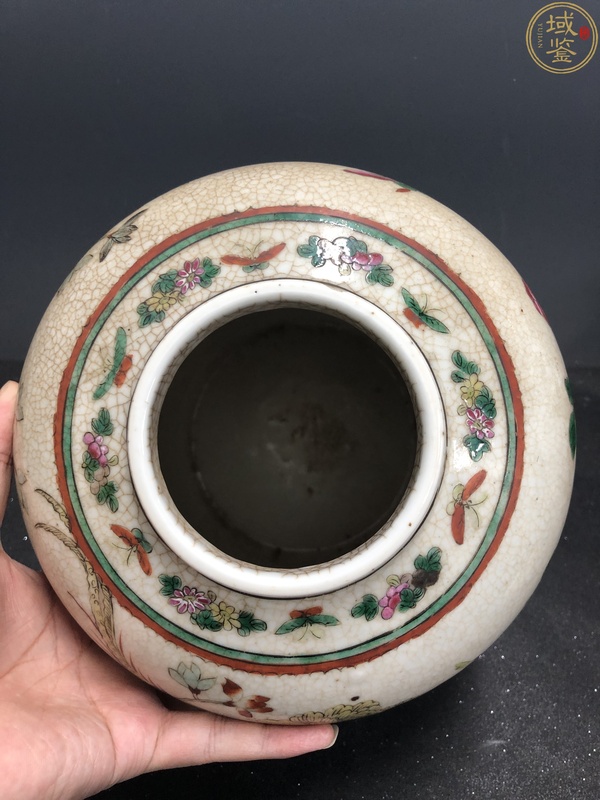 古玩陶瓷精品粉彩牡丹錦雞蓋罐拍賣,當前價格6000元