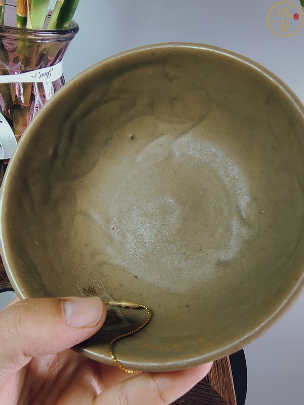 古玩陶瓷千年龍泉?元代龍泉青釉刻花碗拍賣,當前價格1888元