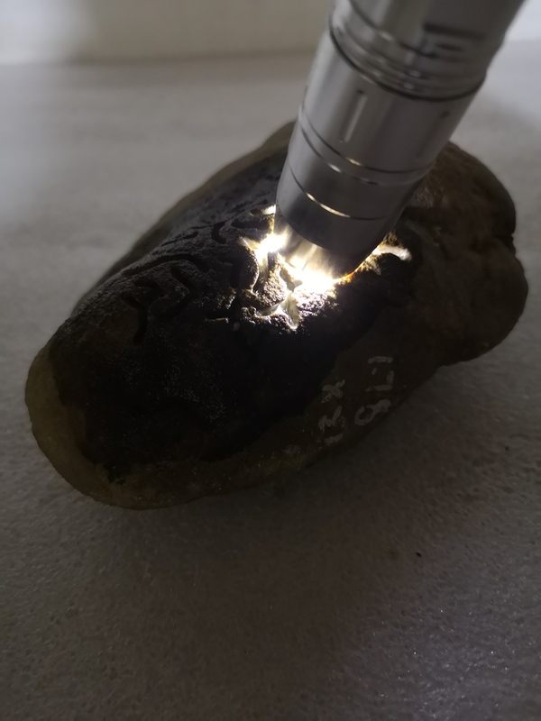 古玩玉器天然翡翠賭石原料拍賣,當(dāng)前價(jià)格580元