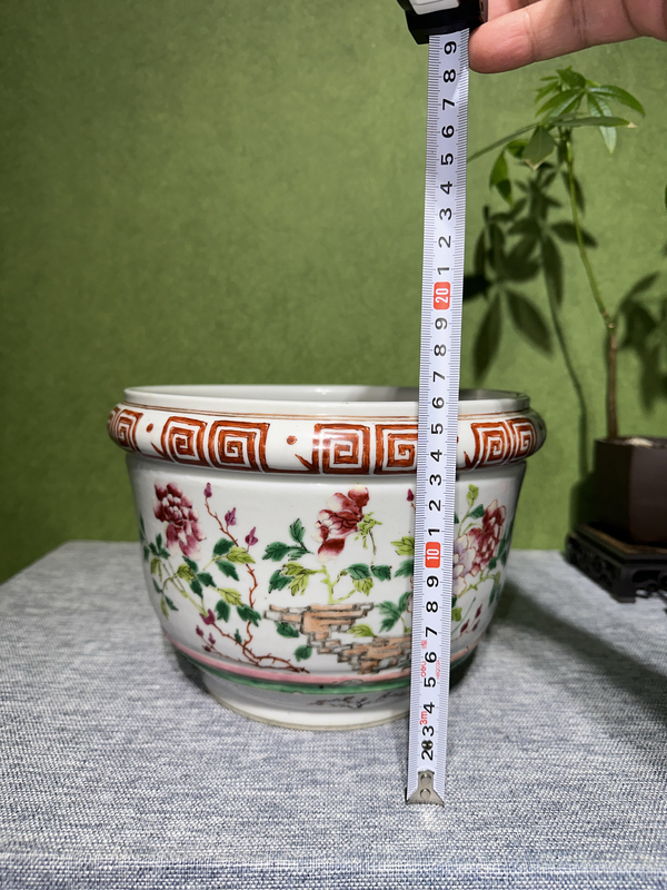 古玩陶瓷清代同治粉彩花卉紋花盆拍賣,當前價格9800元