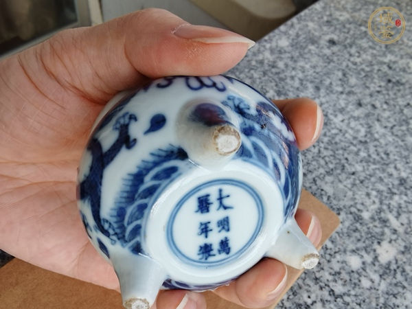 古玩陶瓷青花龍紋爐真品鑒賞圖