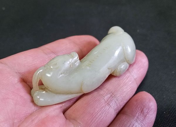 古玩玉器和田玉雕“瑞獸”把件拍賣,當前價格528元