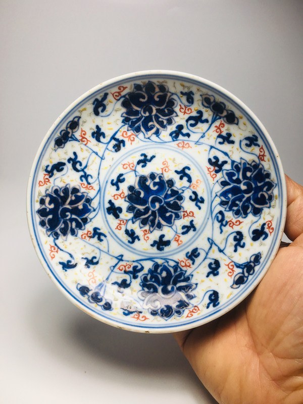 古玩陶瓷(精品官窯制式)青花加彩纏枝蓮花卉紋盤拍賣,當前價格6888元