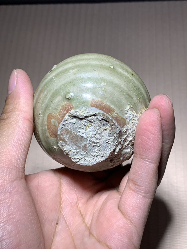 古玩陶瓷館藏級珍品五代十國越窯青瓷束口杯拍賣,當前價格598元
