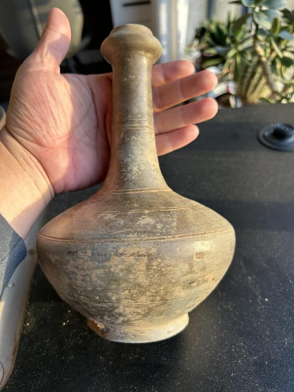 古玩陶瓷青釉弦紋蒜頭瓶拍賣,當前價格2680元