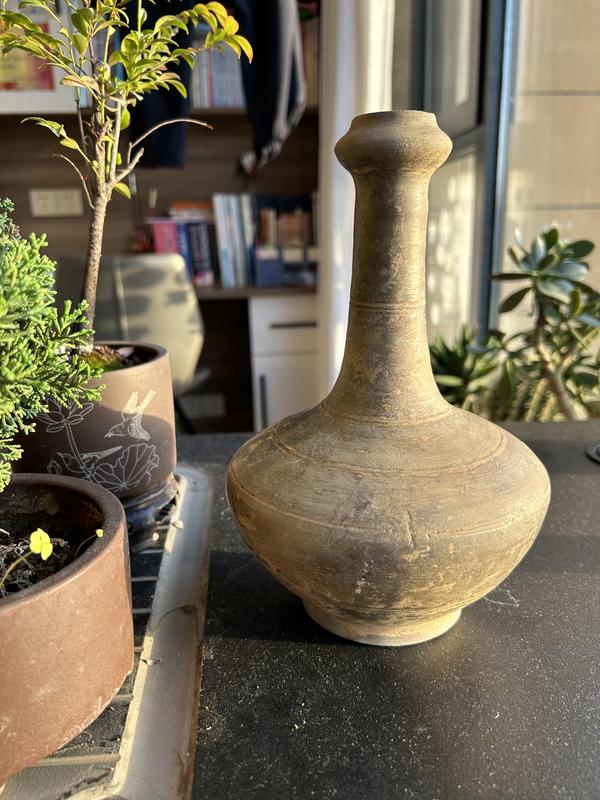 古玩陶瓷青釉弦紋蒜頭瓶拍賣,當前價格2680元