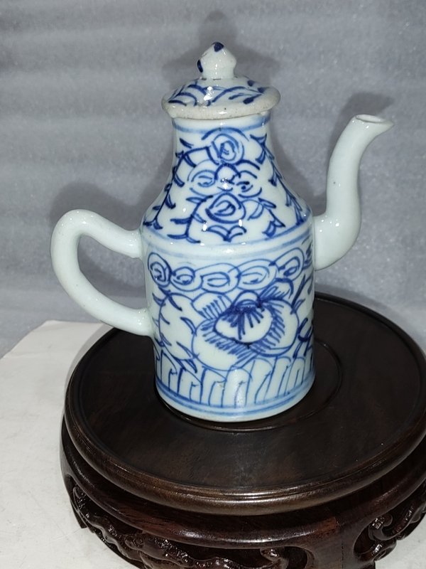 古玩陶瓷青花纏枝花紋壺拍賣,當前價格800元