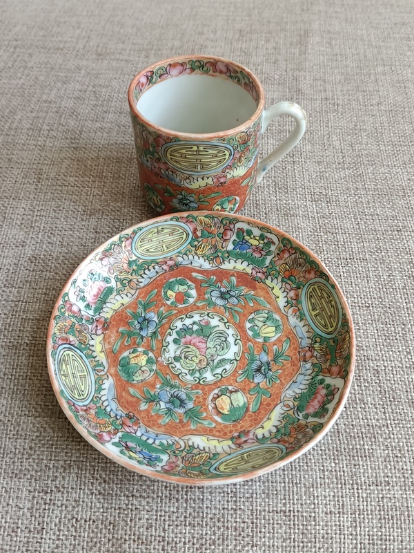古玩陶瓷廣彩花卉團壽紋杯碟拍賣,當(dāng)前價格599元