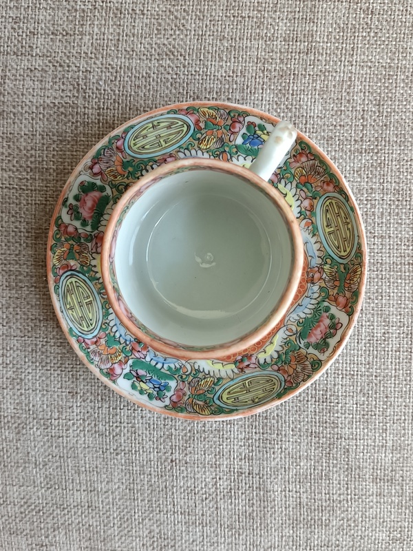 古玩陶瓷廣彩花卉團壽紋杯碟拍賣,當(dāng)前價格599元