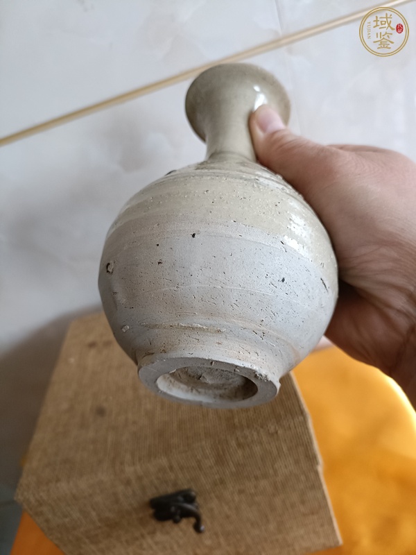 古玩陶瓷元末明初·青花螺旋紋玉壺春瓶真品鑒賞圖