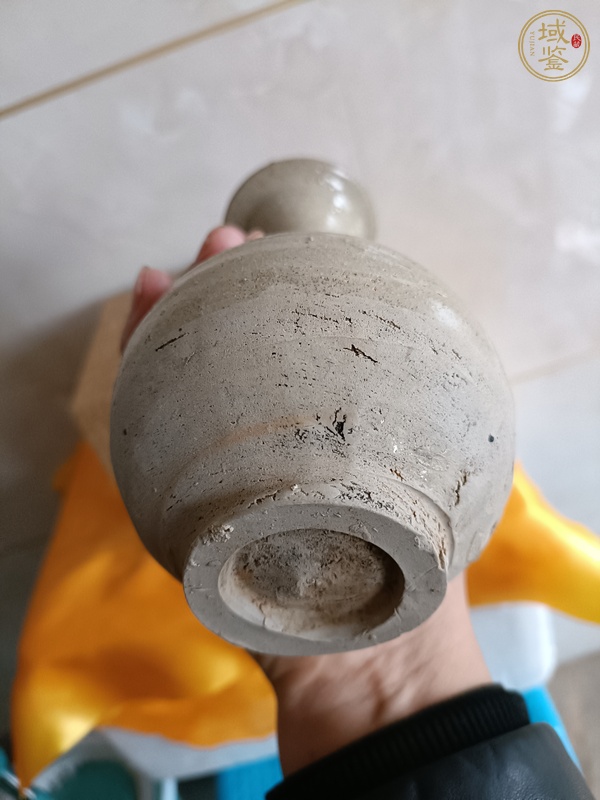 古玩陶瓷元末明初·青花螺旋紋玉壺春瓶真品鑒賞圖