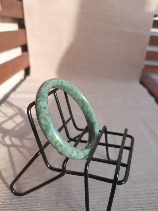 古玩玉器天然翡翠素紋手鐲拍賣,當前價格96元