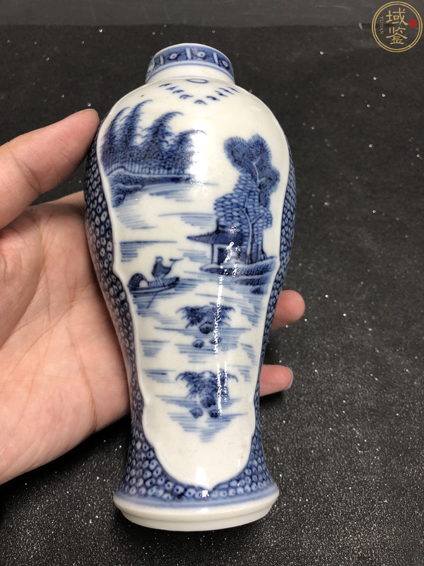 古玩陶瓷清乾隆(己保真)青花開窗山水樓閣人物故事紋雞腿瓶拍賣,當(dāng)前價(jià)格1288元
