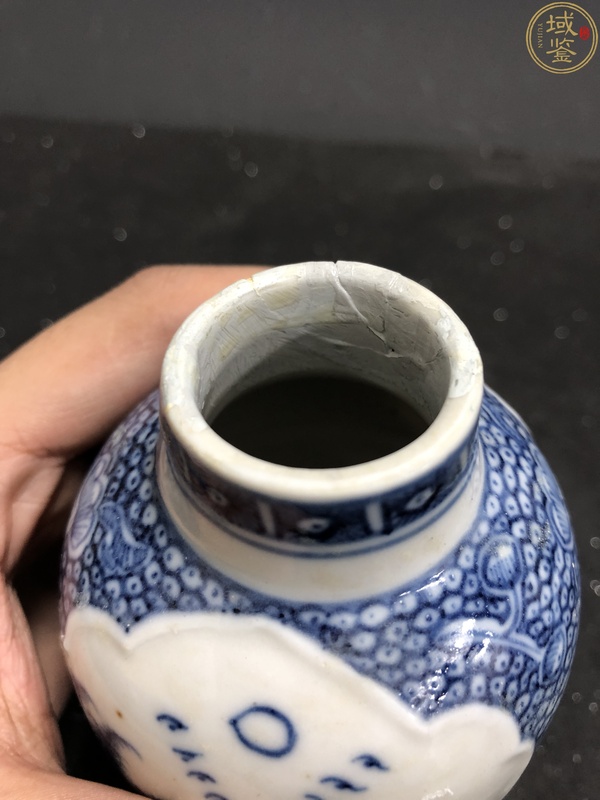 古玩陶瓷清乾隆(己保真)青花開窗山水樓閣人物故事紋雞腿瓶拍賣,當(dāng)前價(jià)格1288元
