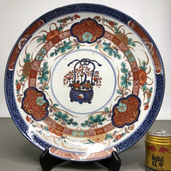 古玩陶瓷青花五彩提籃花卉紋盤拍賣,當前價格6300元