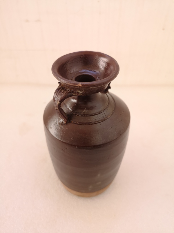 古玩陶瓷清代磁州窯雙系盤口瓶拍賣,當前價格550元