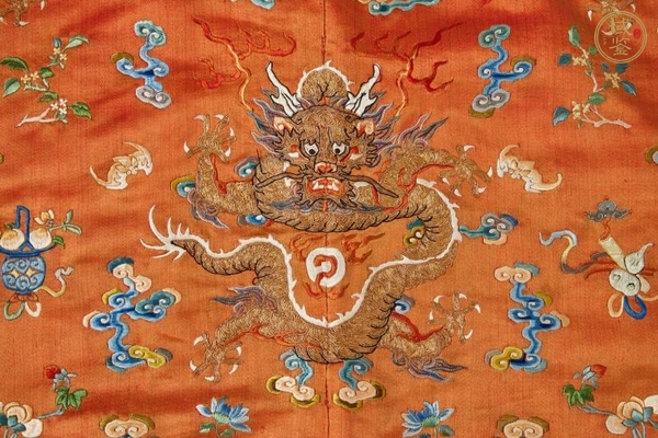 古玩雜項吉服龍袍真品鑒賞圖