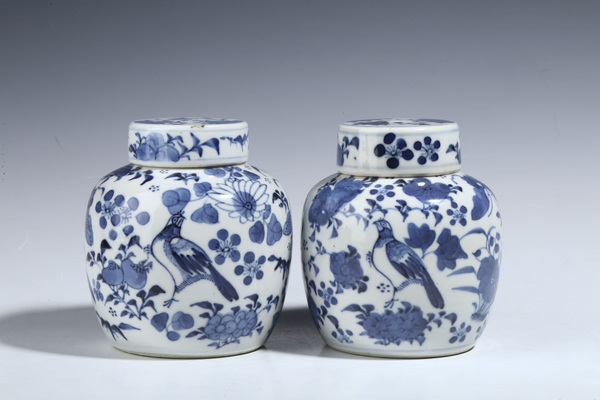 古玩轉(zhuǎn)賣晚清·青花花鳥紋蓋罐一對拍賣，當(dāng)前價(jià)格1600元