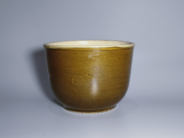 古玩陶瓷明代鱔魚黃釉缽拍賣,當(dāng)前價(jià)格1500元
