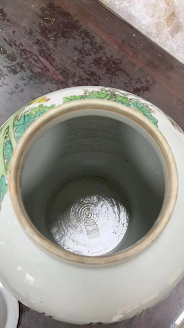 古玩陶瓷將軍罐拍賣,當(dāng)前價(jià)格5500元