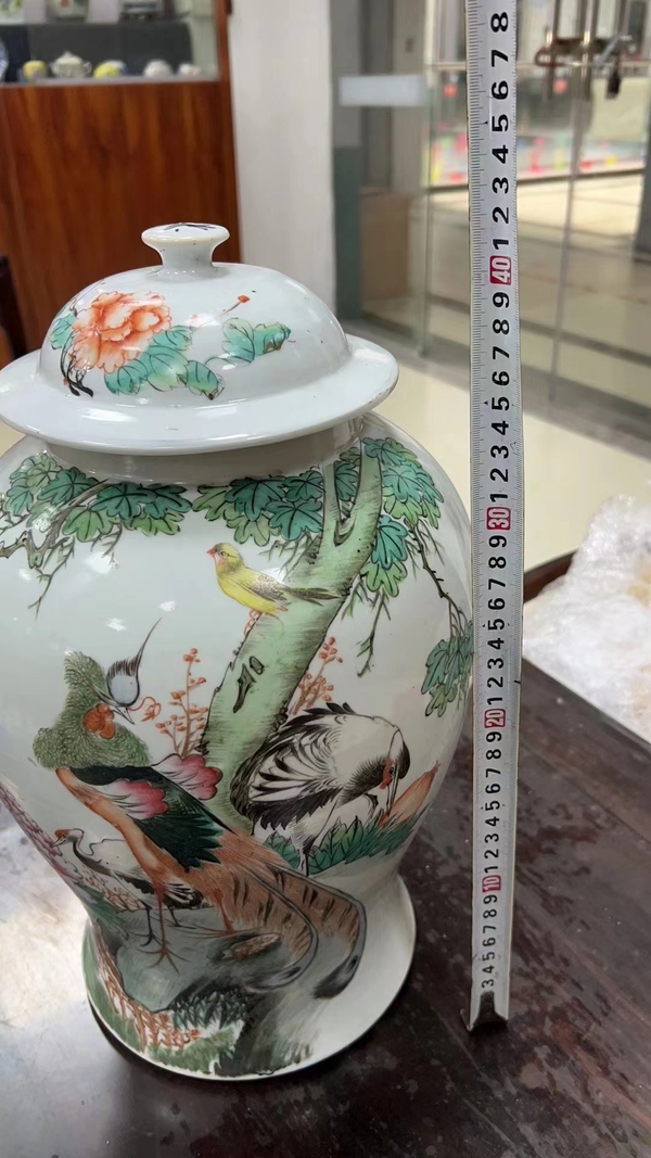 古玩陶瓷將軍罐拍賣,當(dāng)前價(jià)格5500元