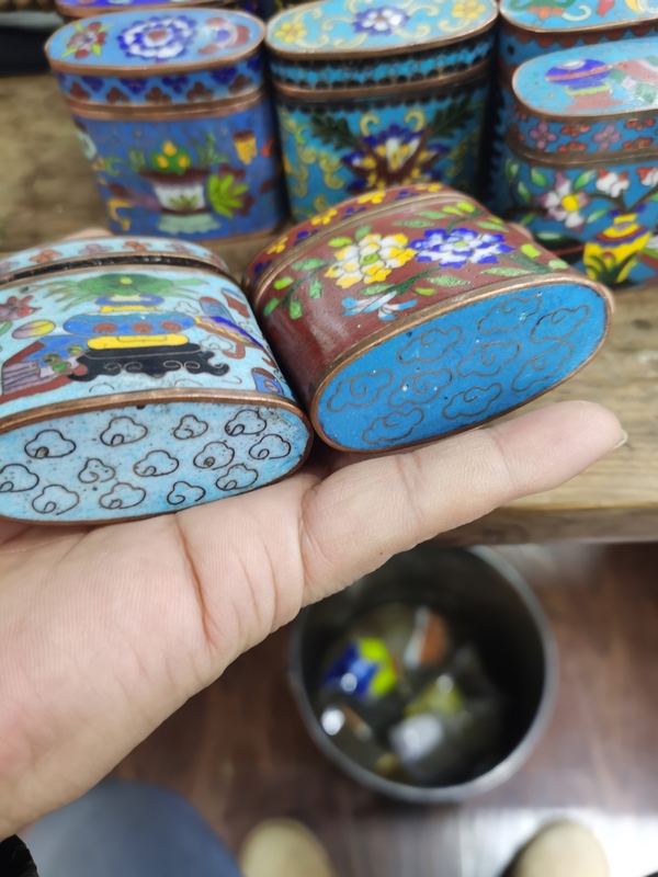 古玩雜項景泰藍盒拍賣,當前價格11900元