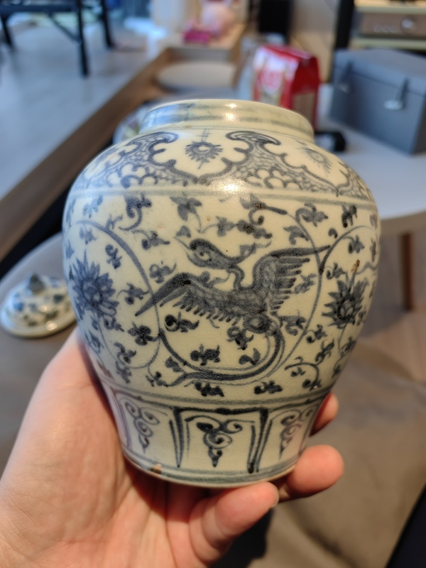 古玩陶瓷明代空白期到頭鳳穿花青花罐拍賣,當前價格18000元
