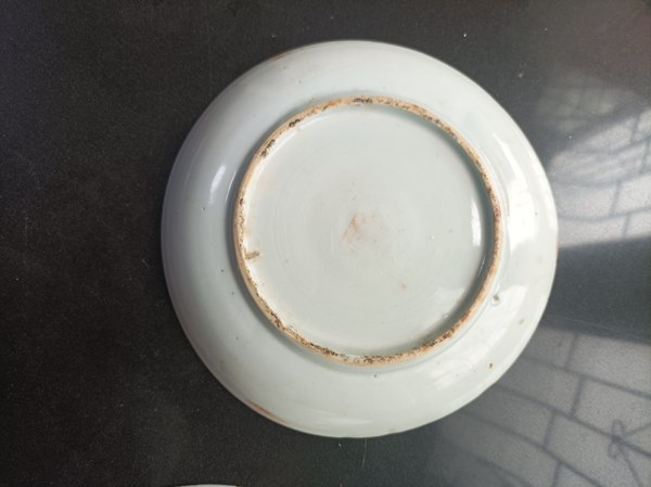 古玩陶瓷晚清粉彩花蝶紋盤拍賣,當前價格350元