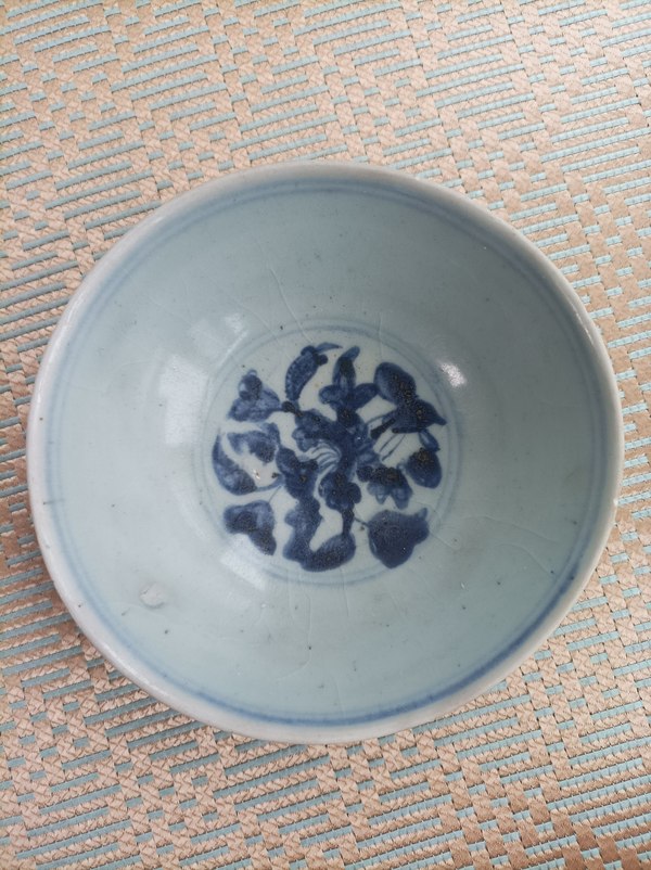 古玩陶瓷明代中期.青花纏枝花卉紋茶碗拍賣,當(dāng)前價格1380元