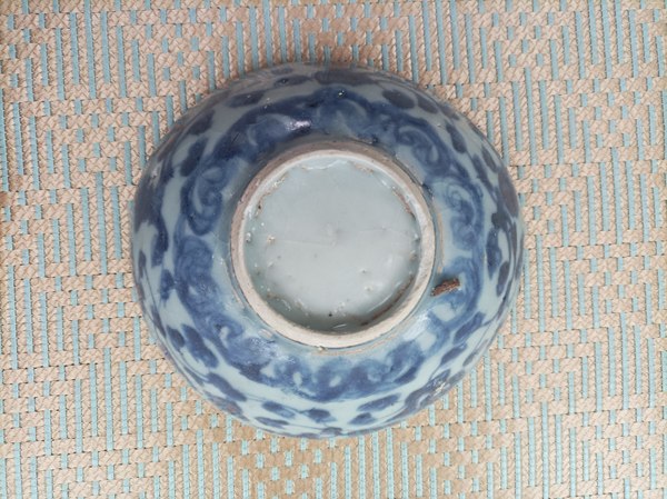 古玩陶瓷明代中期.青花纏枝花卉紋茶碗拍賣,當(dāng)前價格1380元