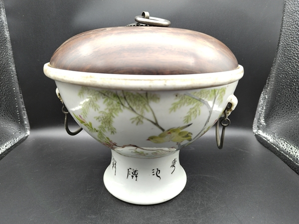古玩陶瓷粉彩杏林春燕紋溫鍋拍賣,當(dāng)前價(jià)格1500元