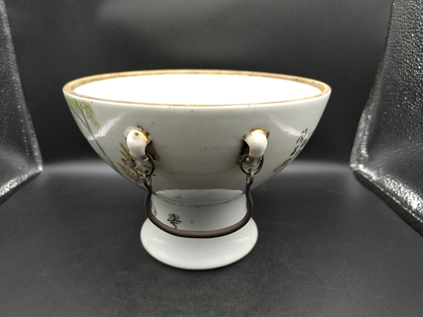 古玩陶瓷粉彩杏林春燕紋溫鍋拍賣,當(dāng)前價(jià)格1500元