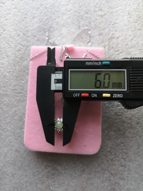 古玩玉器天然翡翠鑲嵌首飾拍賣,當(dāng)前價(jià)格450元