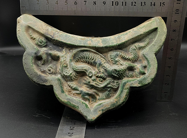 古玩陶瓷【實(shí)物保真】明晚期.綠釉高浮雕龍紋瓦當(dāng)拍賣(mài),當(dāng)前價(jià)格999元