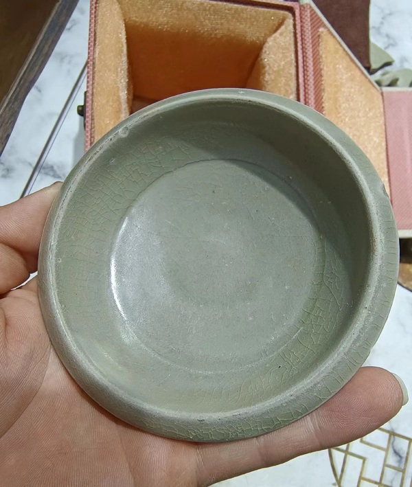 古玩陶瓷館藏級珍品五代十國青釉折沿洗拍賣,當前價格5880元