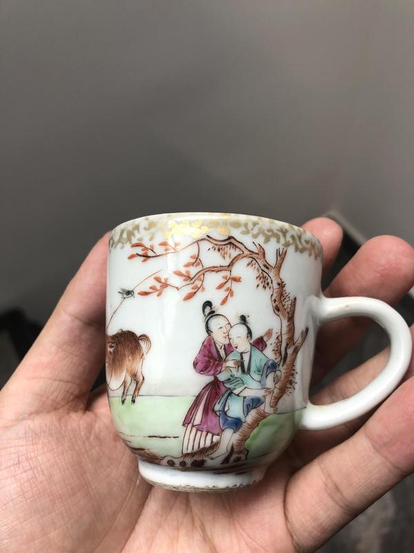 古玩陶瓷乾隆暗春宮馬克杯拍賣,當(dāng)前價(jià)格1200元