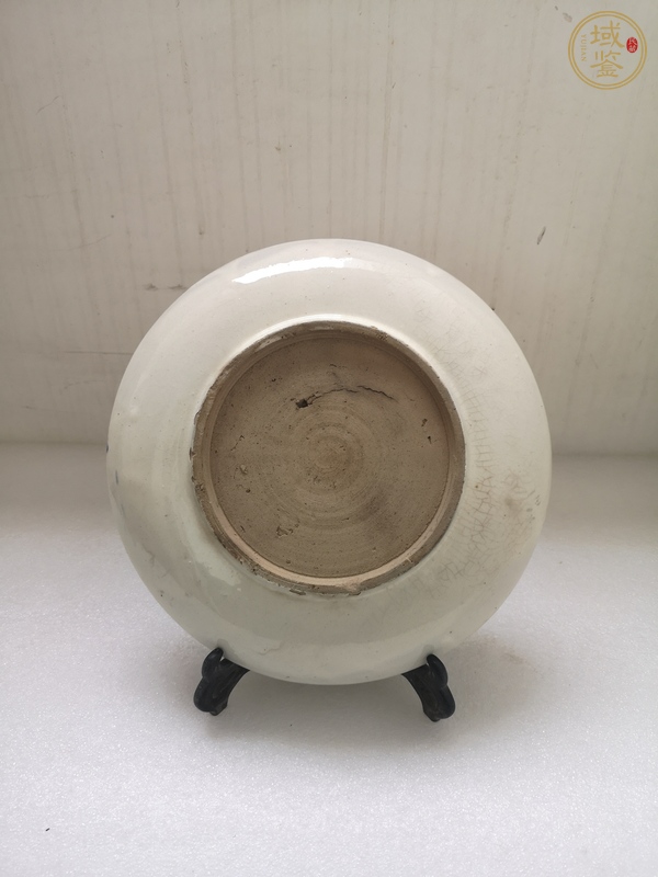 古玩陶瓷清末民初·青花荷花紋盤真品鑒賞圖