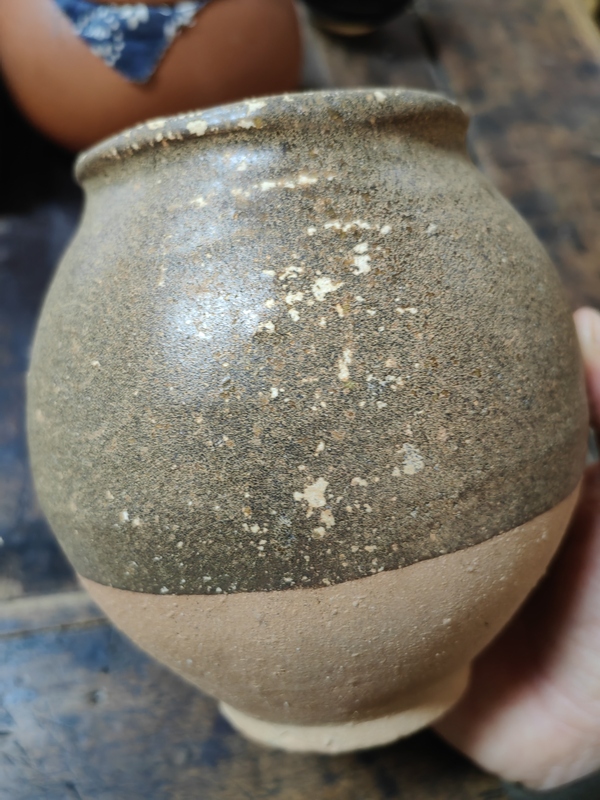 古玩陶瓷宋代茶葉末釉罐子拍賣,當前價格200元