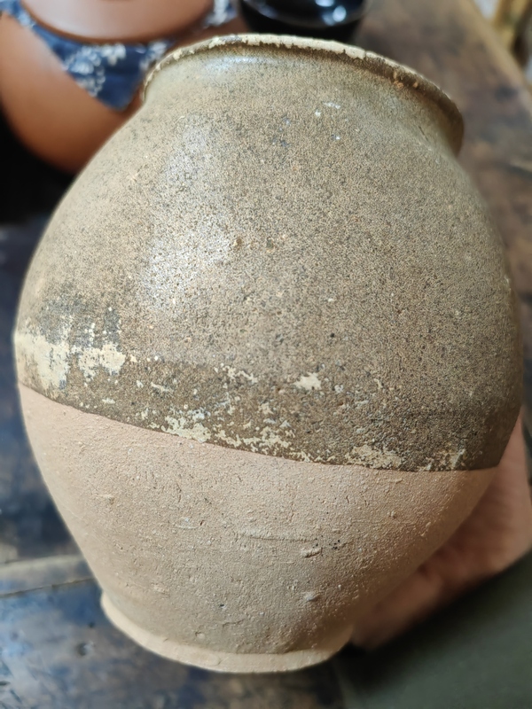 古玩陶瓷宋代茶葉末釉罐子拍賣,當前價格200元
