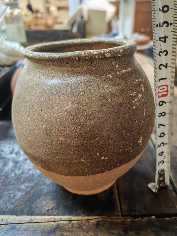 古玩陶瓷宋代茶葉末釉罐子拍賣,當前價格200元
