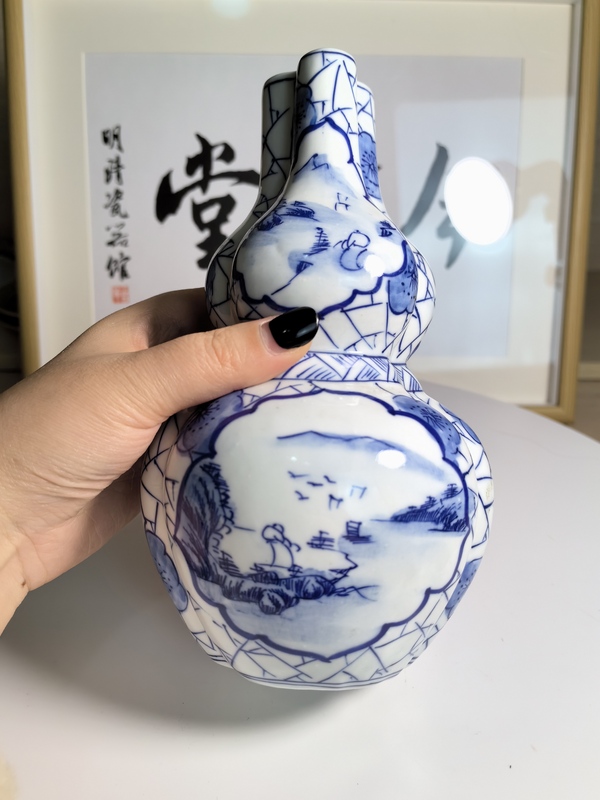 古玩陶瓷山水紋青花葫蘆瓶拍賣，當(dāng)前價格390元