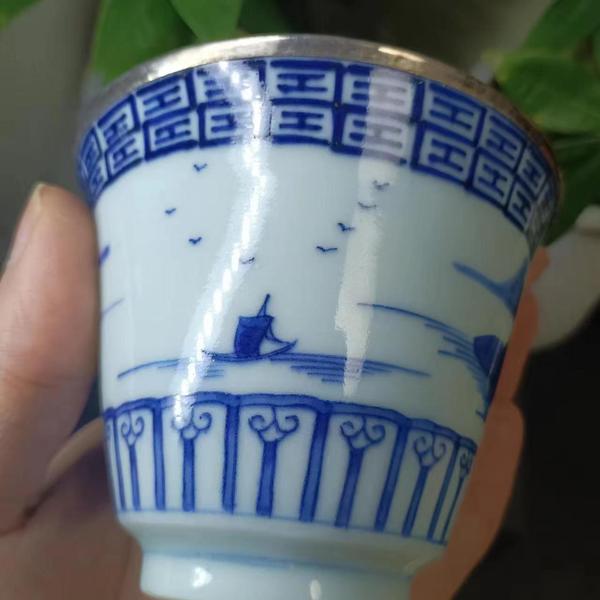 古玩陶瓷精品精品！清代嘉慶本朝本款青花山水杯拍賣，當前價格8000元