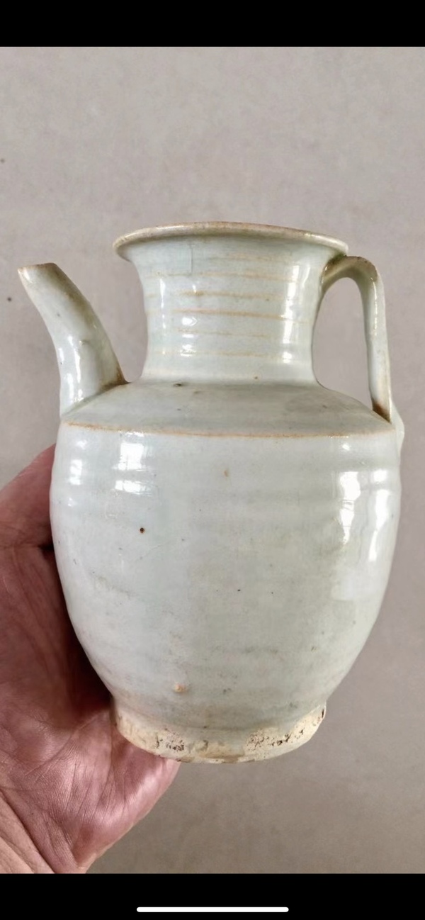 古玩陶瓷青白釉執(zhí)壺拍賣(mài),當(dāng)前價(jià)格8888元