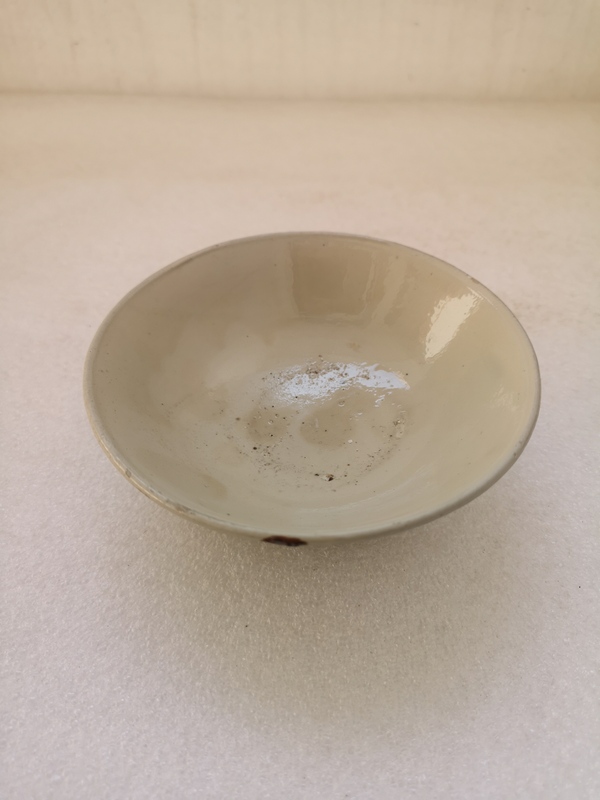 古玩陶瓷元末明初磁州窯白釉碗拍賣,當前價格680元