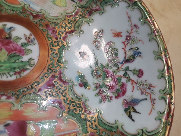古玩陶瓷清中晚期 廣彩花鳥人物故事紋海棠盤拍賣,當前價格2200元