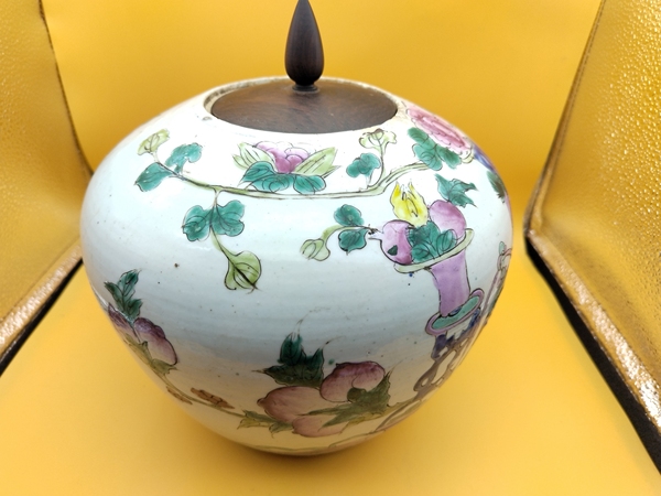 古玩陶瓷粉彩博古三多紋西瓜罐拍賣,當前價格2000元