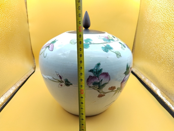 古玩陶瓷粉彩博古三多紋西瓜罐拍賣,當前價格2000元