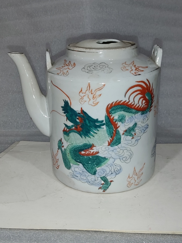 古玩陶瓷粉彩龍鳳紋提梁壺拍賣,當前價格668元